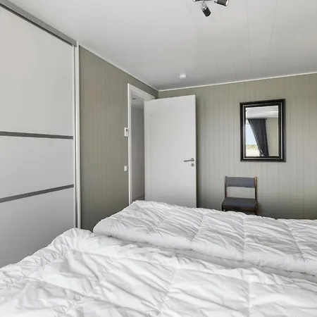 بيت للعطل 4 Bedroom Beautiful In